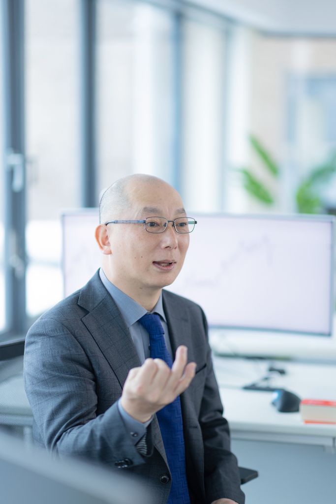 鹿子木健